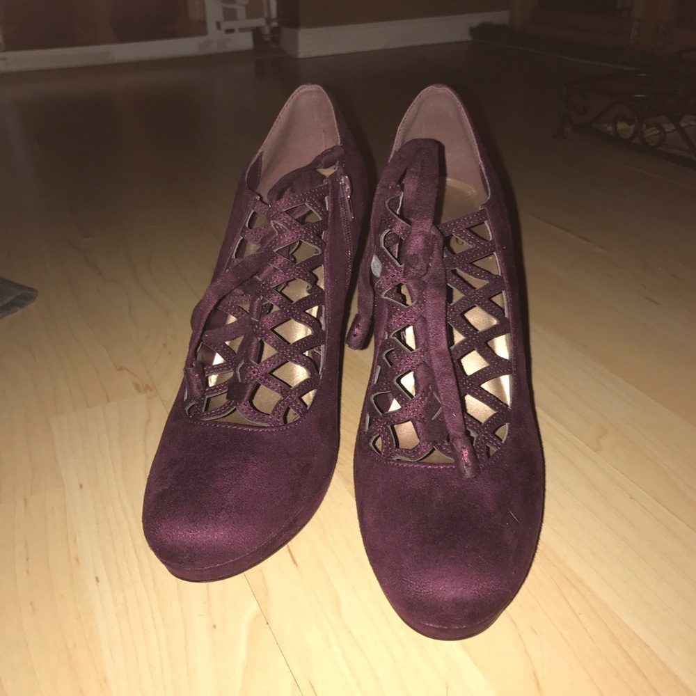 Burgundy strapping heels