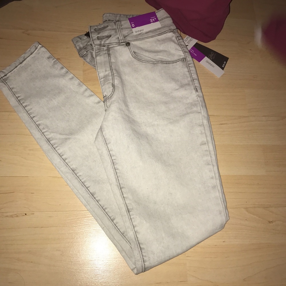 High waisted skinny jeans