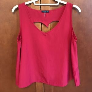 Cute top with heart cutout in back
