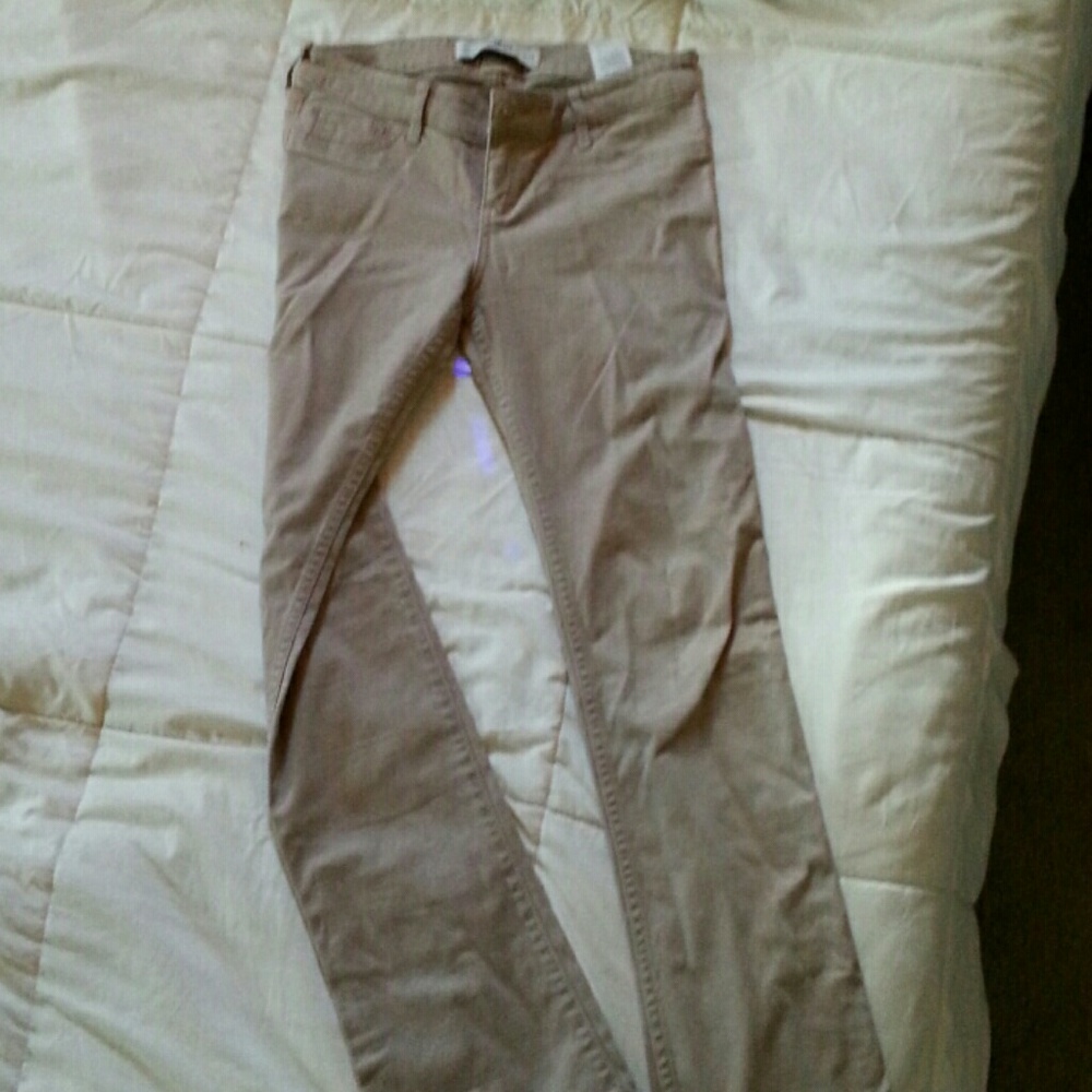 Women's tan Hollister jeans