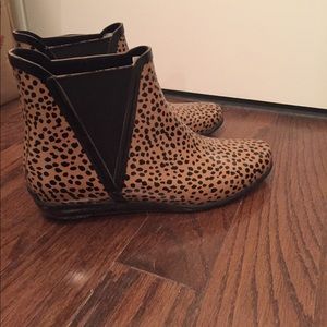 Loeffler Randall Chelsea rain boots