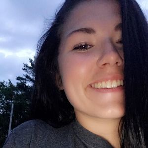 Meet your Posher, Katelyn