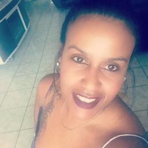 Meet your Posher, Roxana