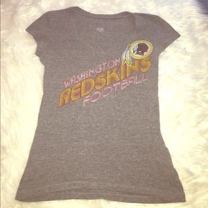 Women's redskins tee