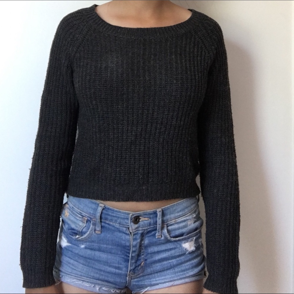 Forever 21 cropped knitted sweater