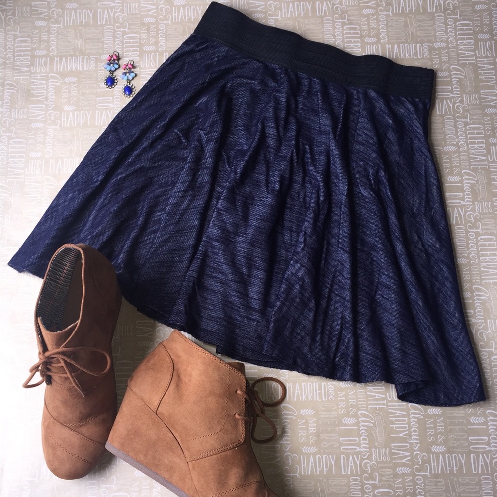 Copper Key Mini Skater Knit Skirt