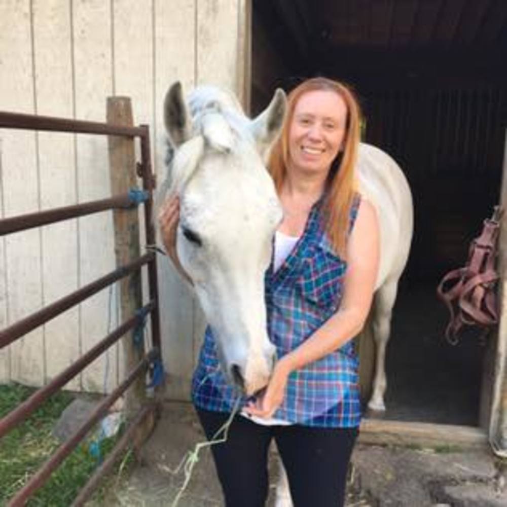 Meet your Posher, Elicia