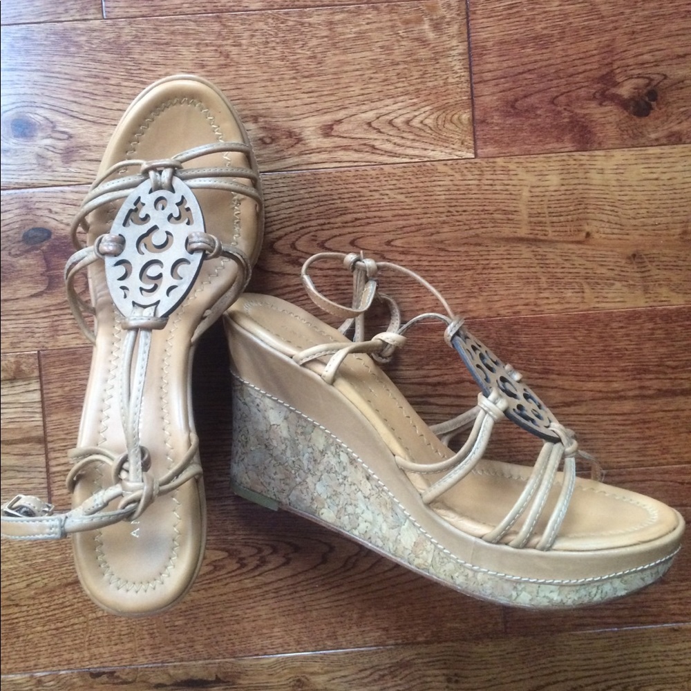 Tan Antonio Melani Wedges