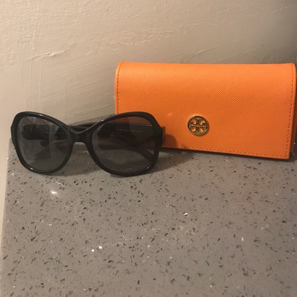 Tory Burch Sunglasses with case