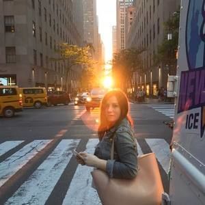 Meet your Posher, Elona