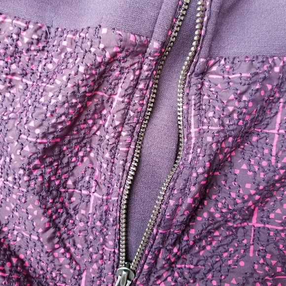 High Waisted Mini Skirt - Pink Pattern - Picture 4 of 8