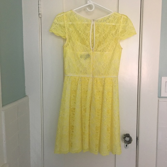 ABS Allen Schwartz Lace Dress - Picture 5 of 7