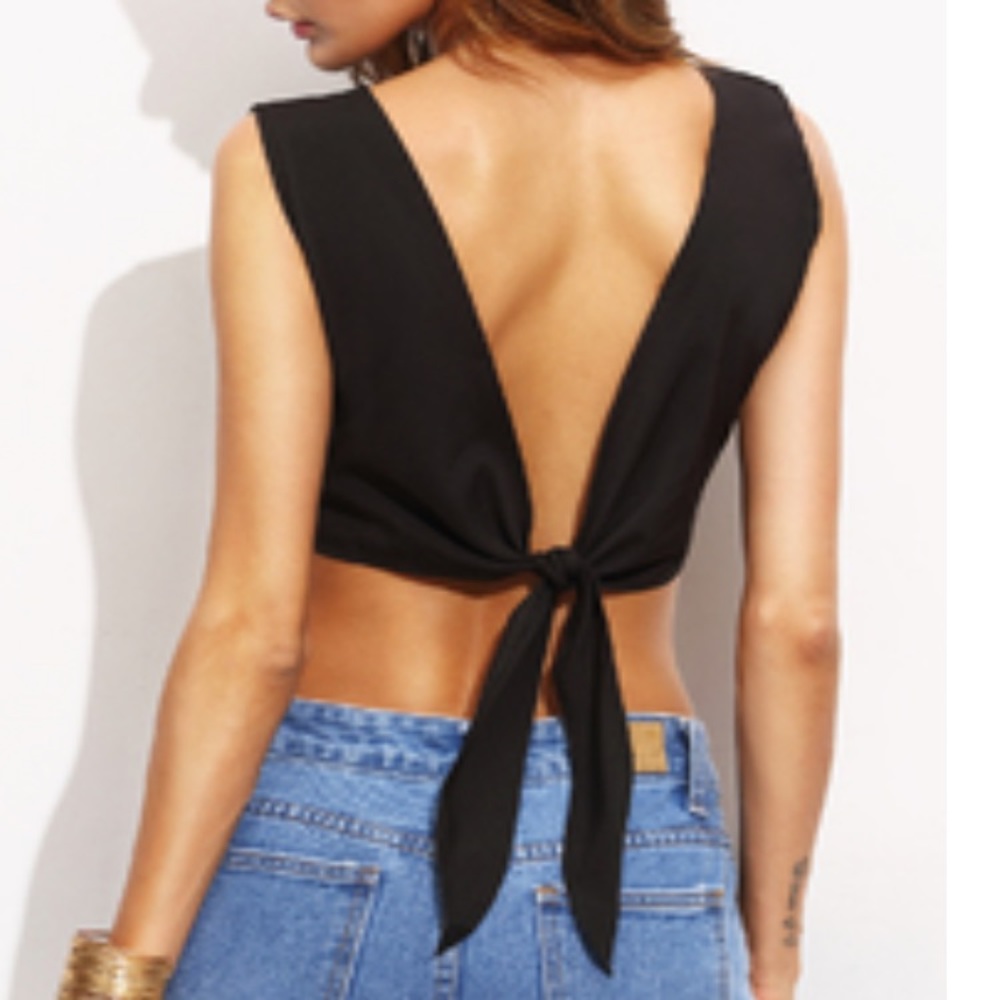 Black back-tied crop top