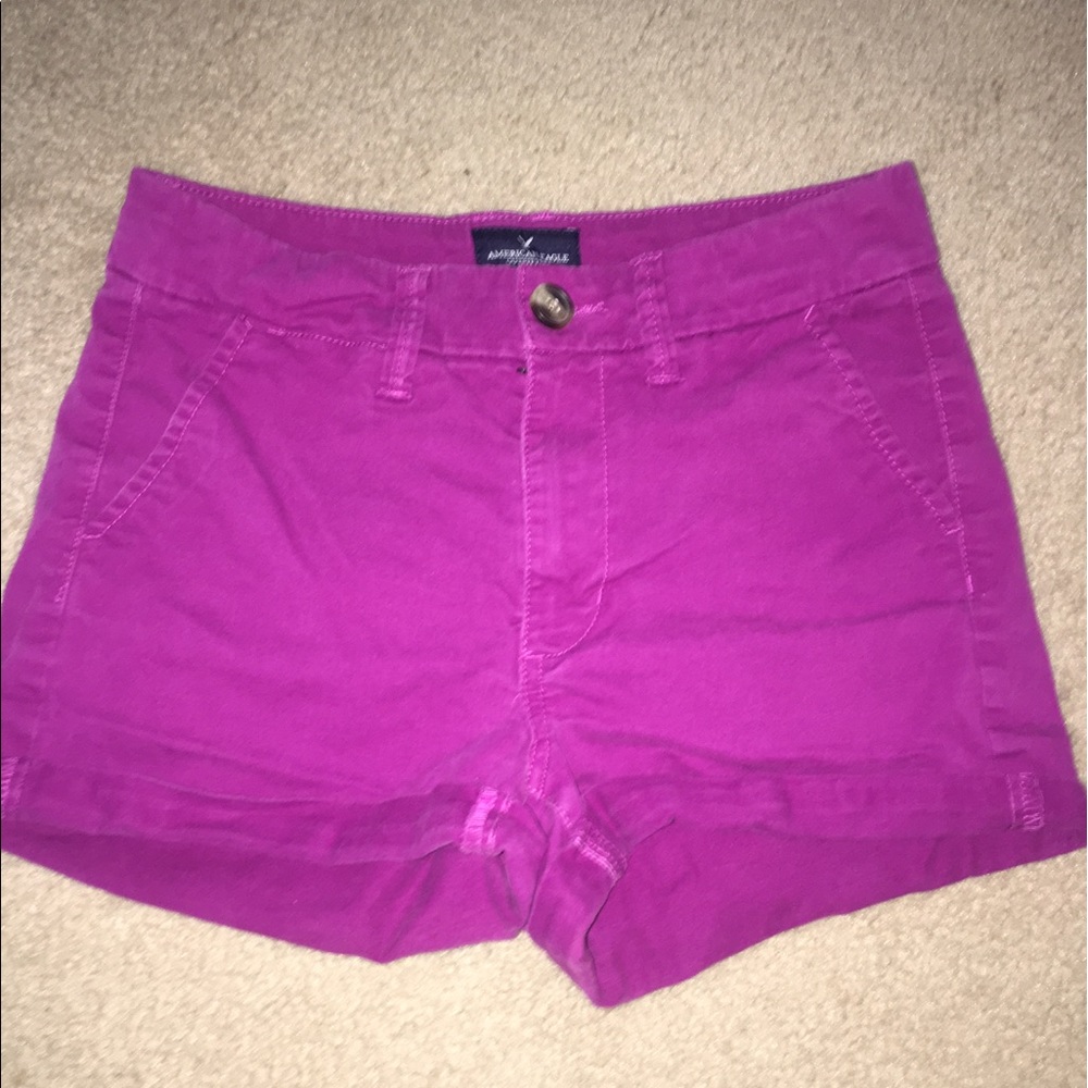 High-wasted plum American Eagle shorts