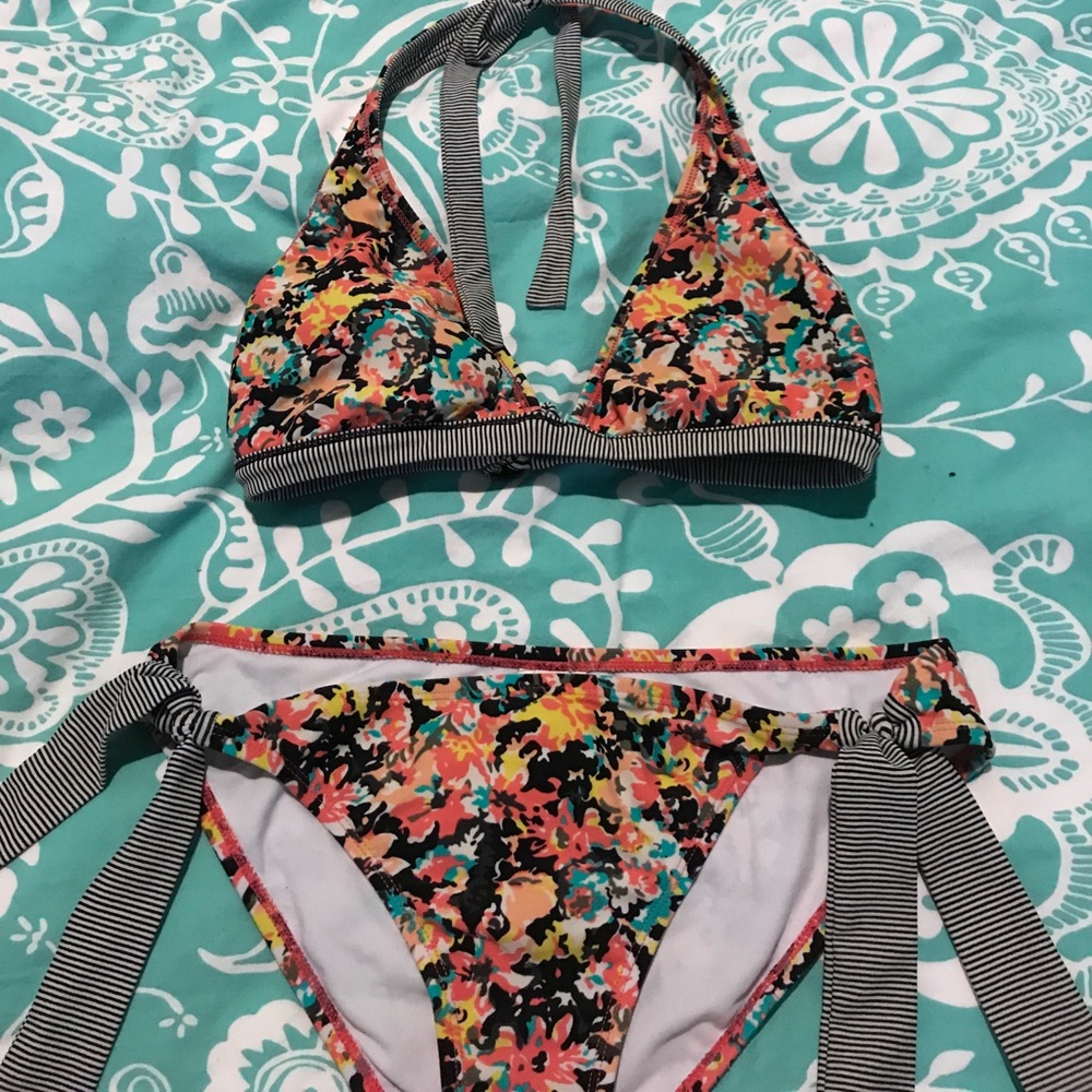 Floral/stripe Roxy bikini