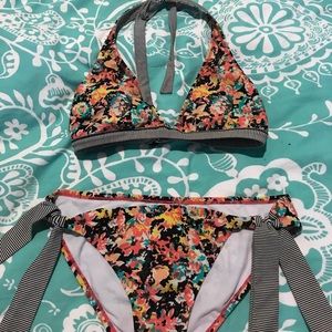 Floral/stripe Roxy bikini