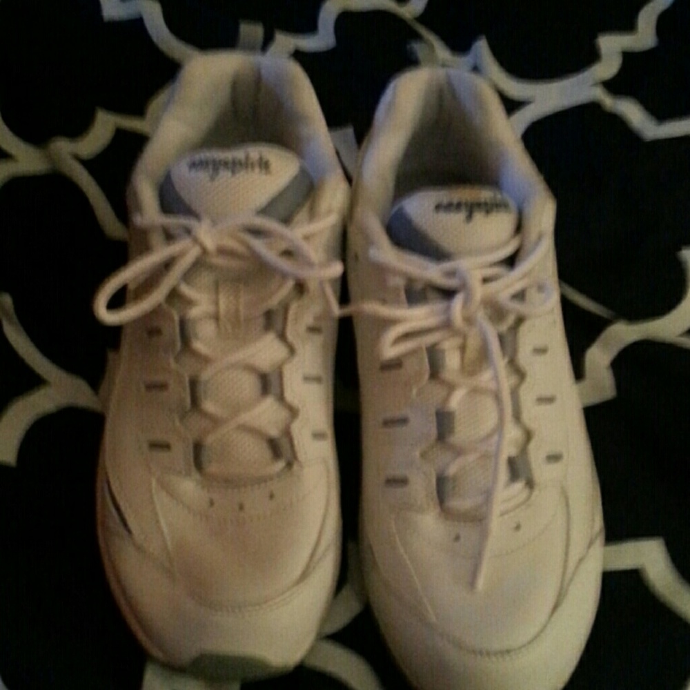 Easy Spirit Romy Tennis Shoes Size 8.5 M