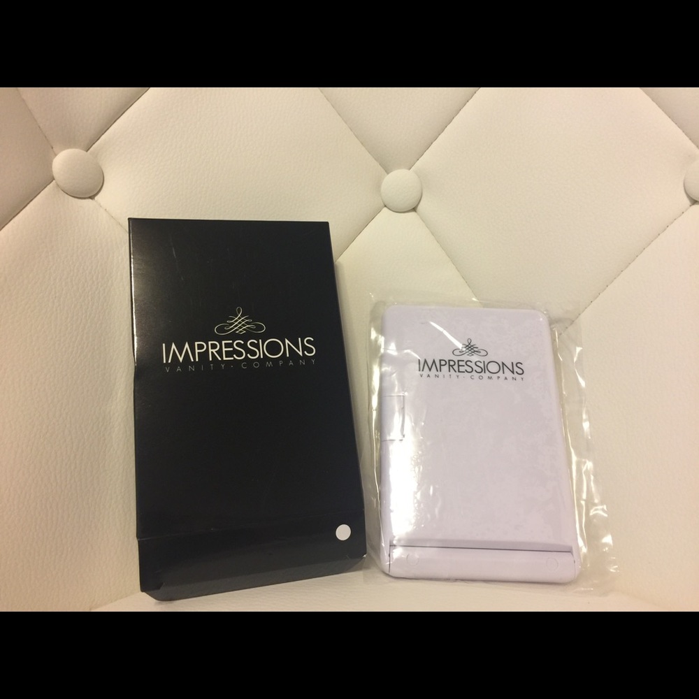 Impression Vanity Led Makeup Travel Mirror