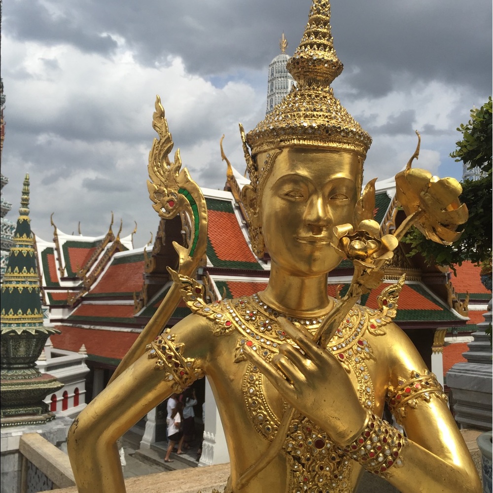 Meet your Posher, Zena