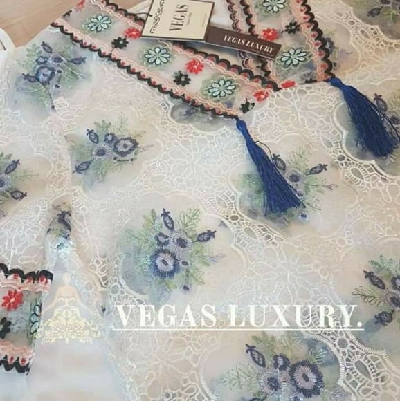 💕💖Hand embroidery dress - Picture 5 of 6