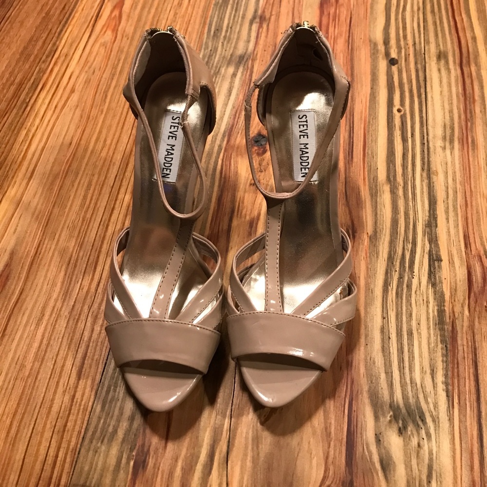 Steve Madden Nude Heels