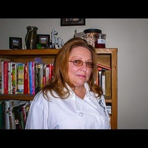 Meet your Posher, Debra