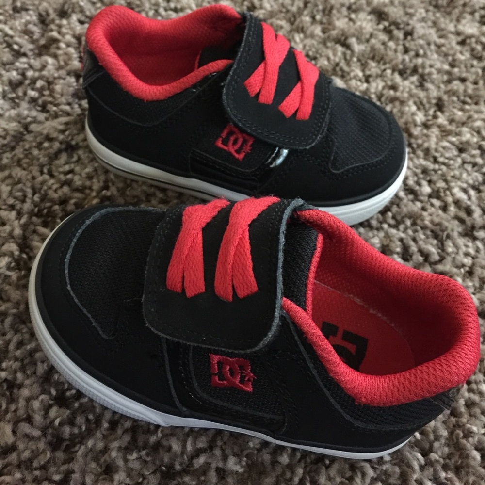 *Toddler* size 5T DC Black in Red shoes