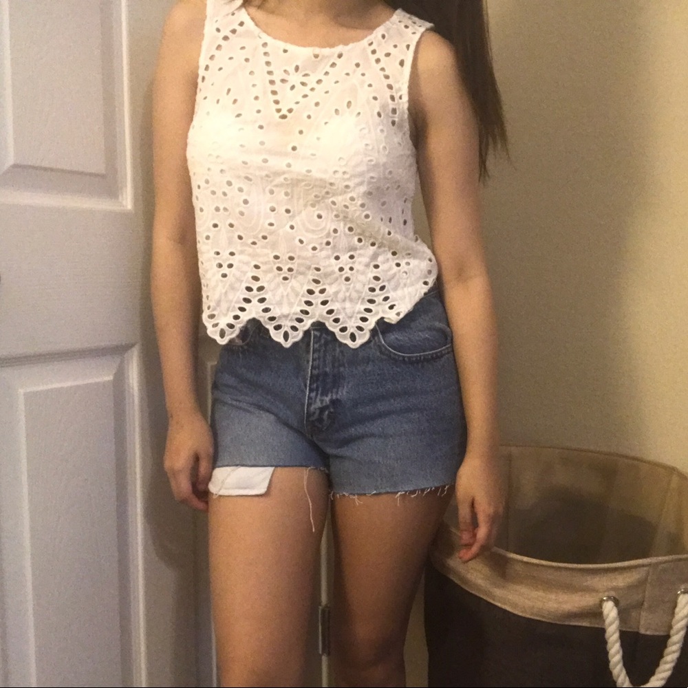 H&m eyelet tank top in white