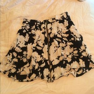 High waisted black & white floral skirt