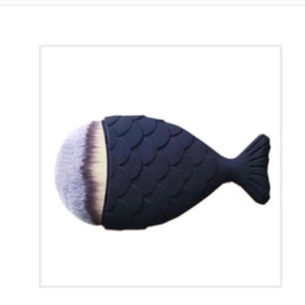 Mermaid brush