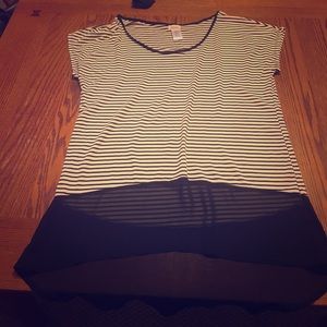 Long shirt with black and white stripes