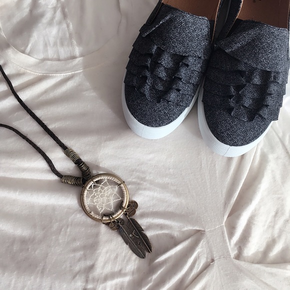 💝💕Last 1 {6}Black Denim Ruffled Slip-On Sneakers - Picture 5 of 6