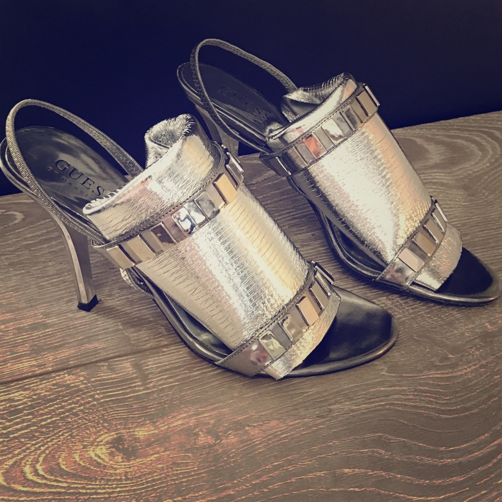 GUESS HEELS