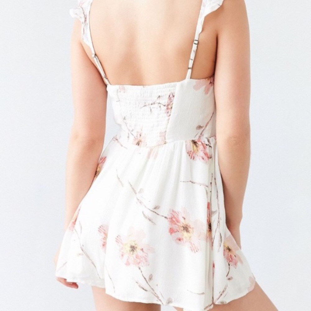 Last One💕NWT Kimchi Blue Romper - Picture 2 of 5