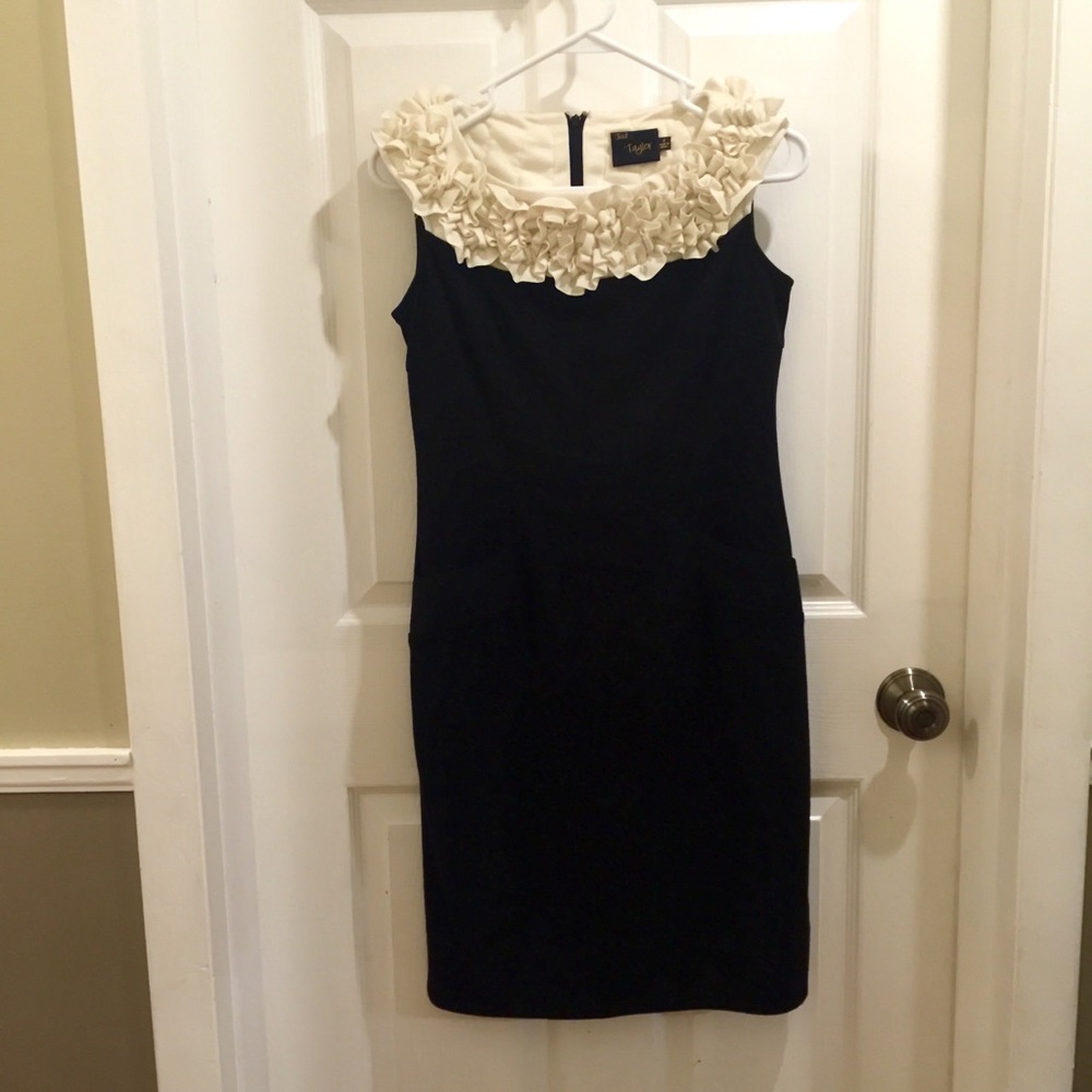 Cream ruffle Black Dress. Simply Taylor. Size 4