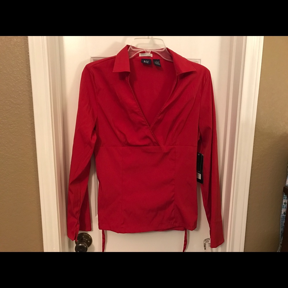 DCC Stretch Red Long Sleeve Top Size Large NWT