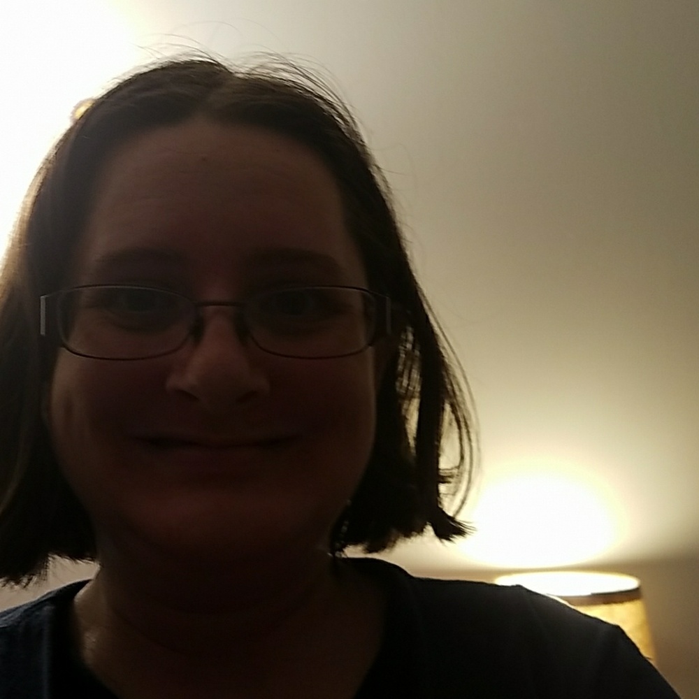 Meet your Posher, Pauline