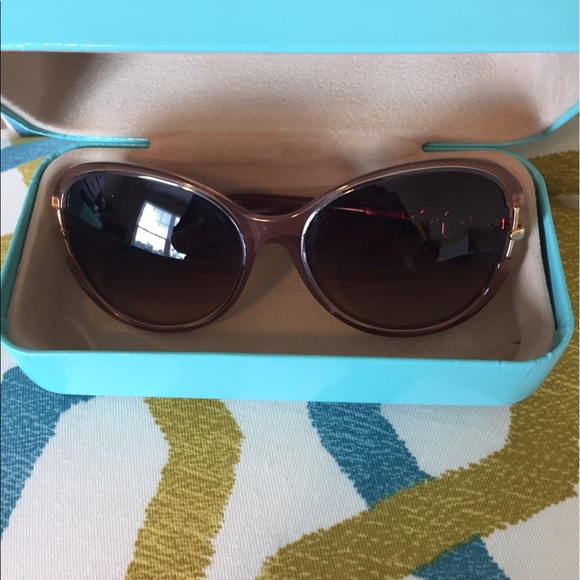 Tiffany sunglasses ๐ - Picture 4 of 6