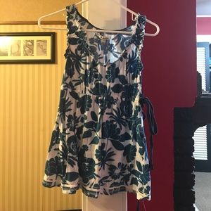 American eagle floral tank top