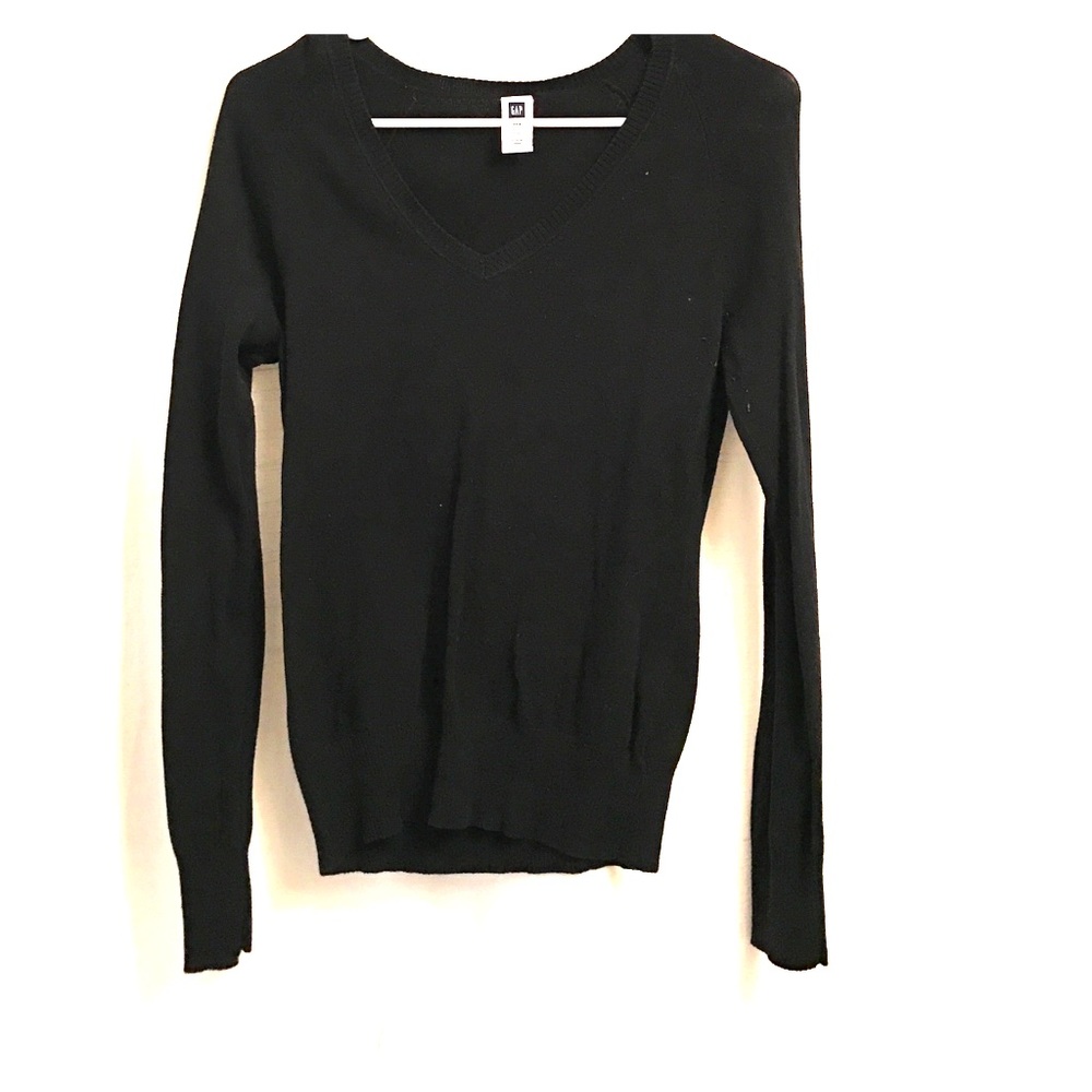 V neck sweater