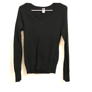 V neck sweater