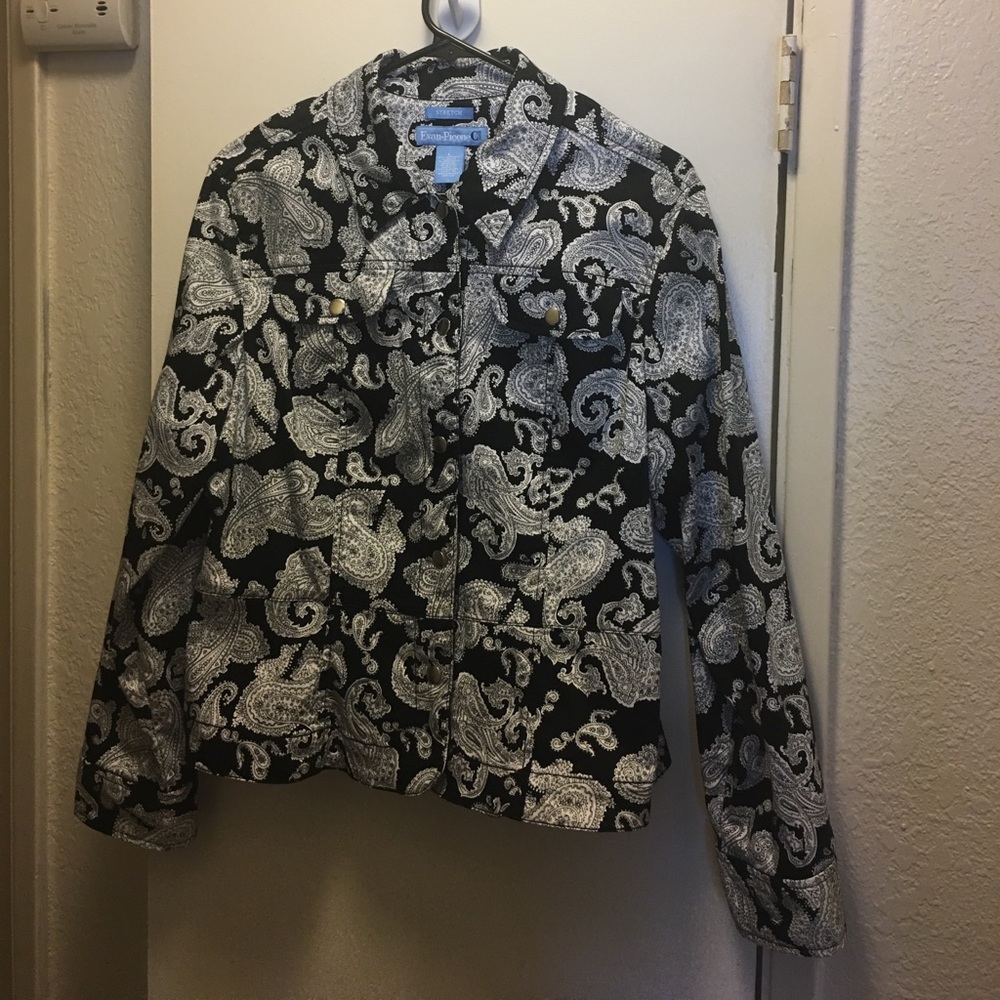 Black and white paisley jacket. Soft material.
