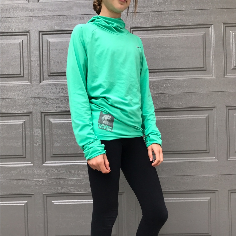Nike Dry Element Long Sleeve Hooded Running Top