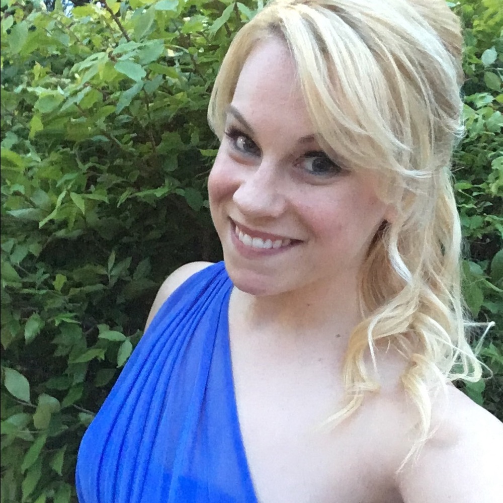 Meet your Posher, Becky