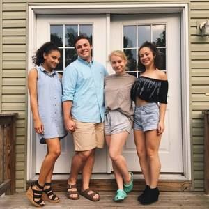 Meet your Posher, Zach