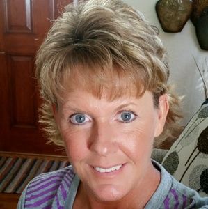 Meet your Posher, Dara