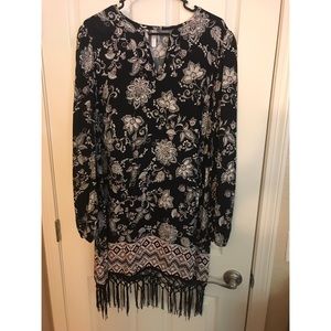 ✨LIKE NEW✨Super Cute Paisley Dress