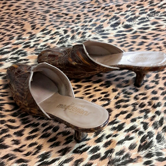 Ladies backless hills. - Picture 3 of 6