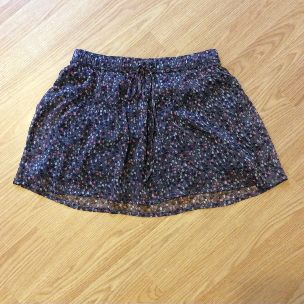 American Eagle Floral Skirt (NWOT)