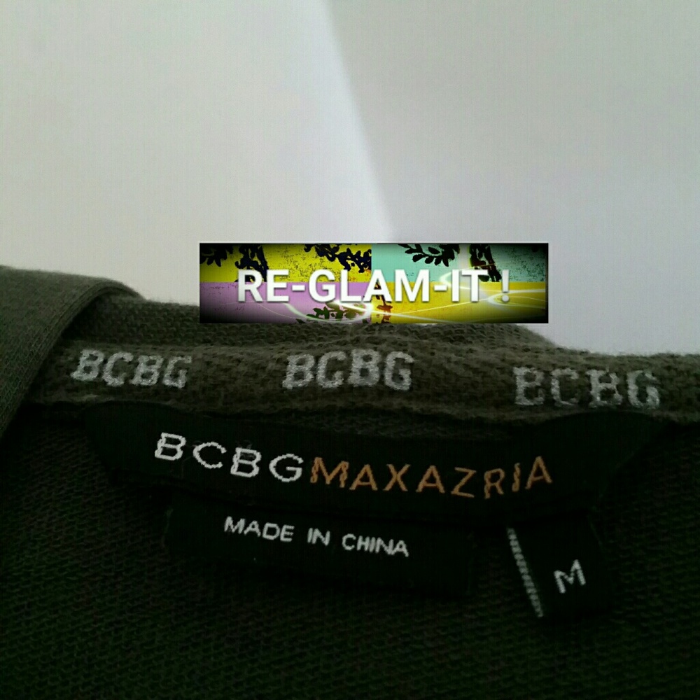 BCBG...BEAUTIFUL SWEATER - Picture 7 of 8